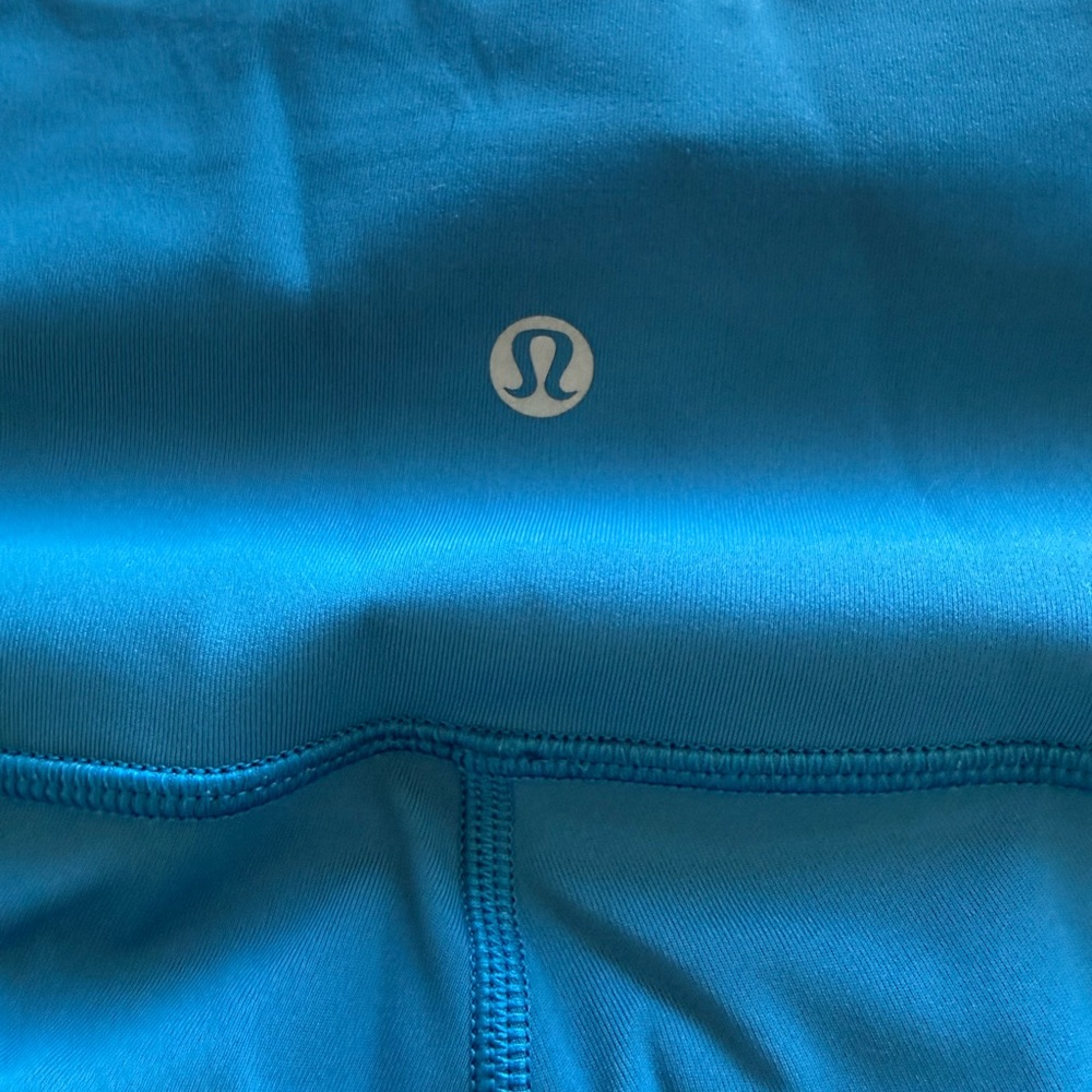 Lululemon Blue Athletic capris